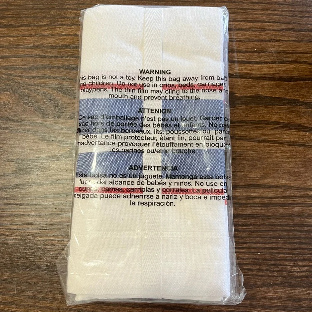 NWT Williams Sonoma Harbor Stripe 4 Dinner Napkins
